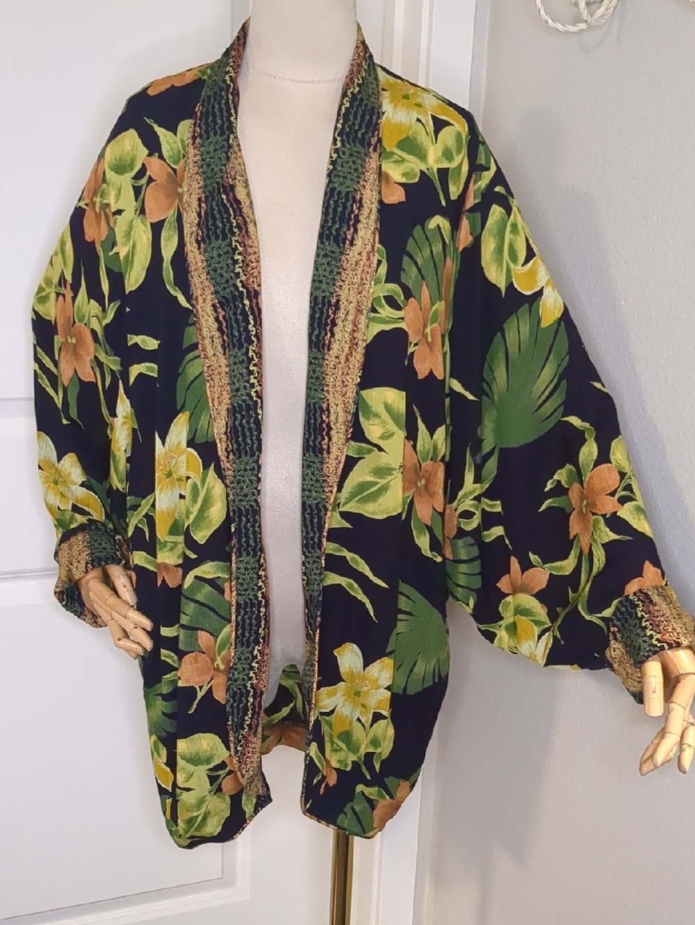 Karen Kane Kimono Duster Island Flower Khaki Green Peach SZ L